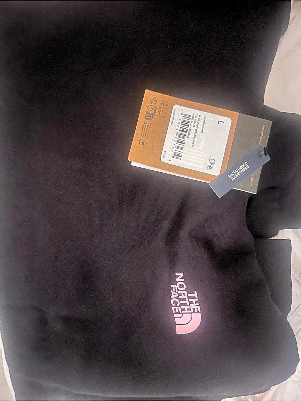The North Face Women's Graphic Explore Pin Pullover Hoodie Black & Pink Large